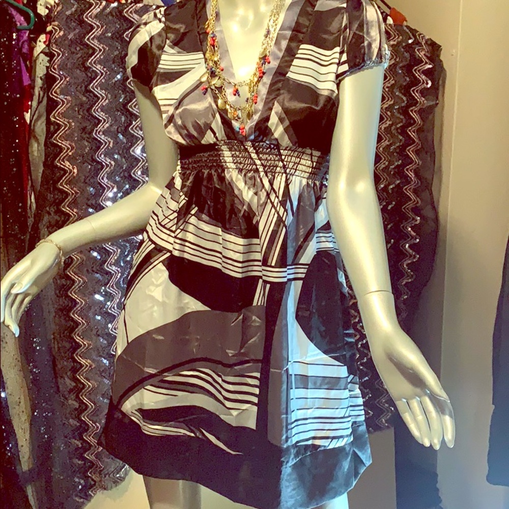 🔥Poetry Dress!! NWT ❤️